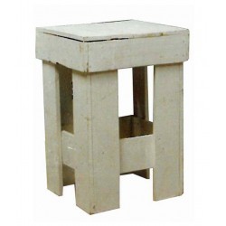 Pedestal de madera blanca